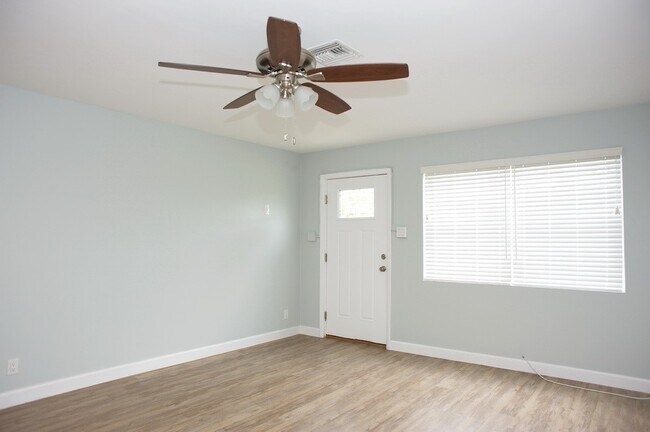 Photo - 2 Bedroom Duplex in Naples Park - Annual Rental