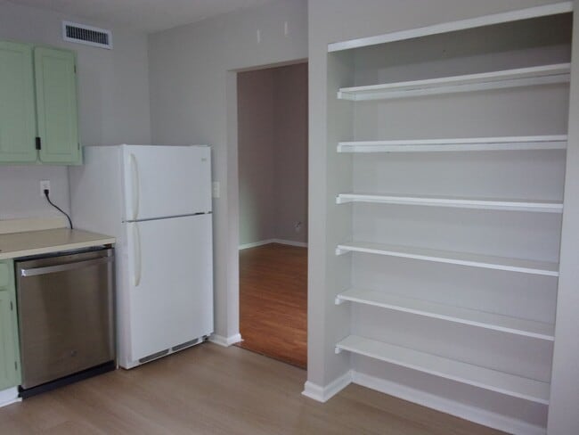 Photo - 2 Bedroom 1 Bath Condo with Private Deck i...