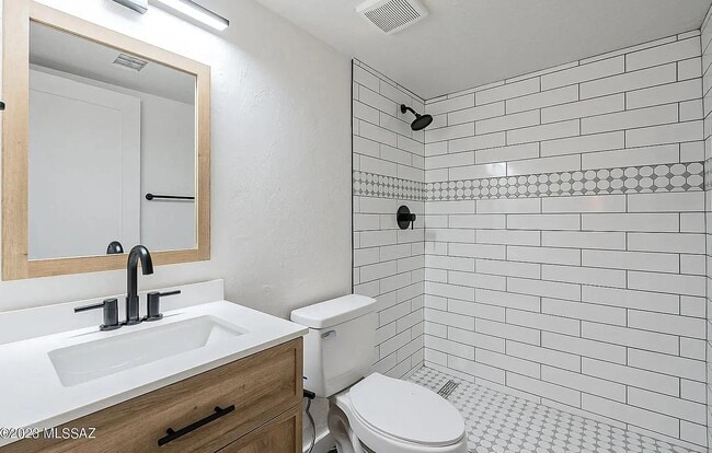 Photo - 1040-1044 N 7th Ave Unit 1040