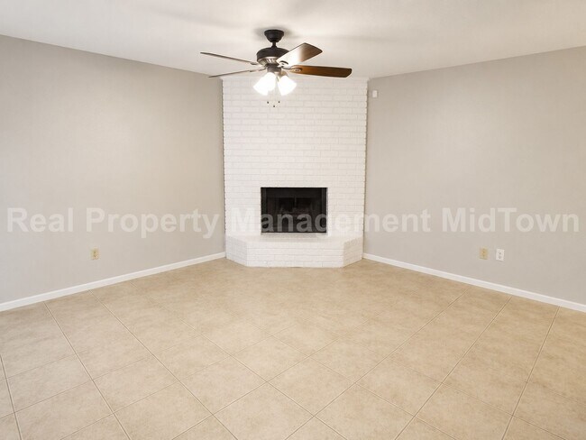 Photo - 4209 Wingrove Dr