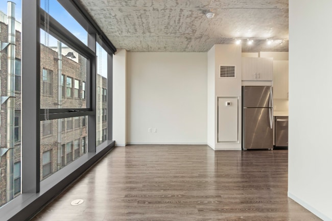 Photo - 717 S Federal St