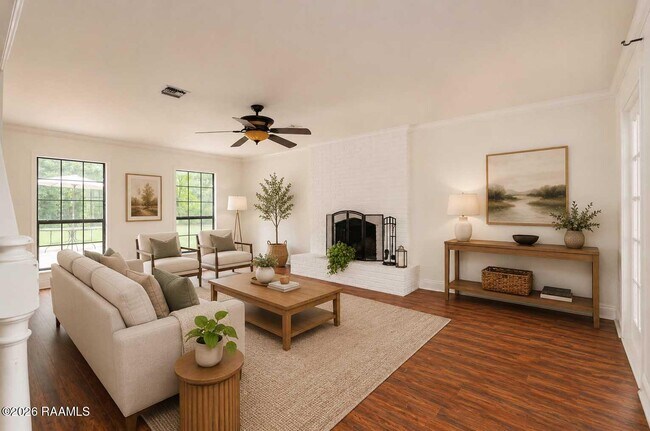Photo - 308 Burdin Rd