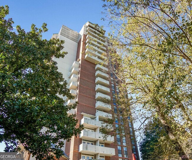 Building Photo - 375 Ralph McGill Blvd NE Unit 108