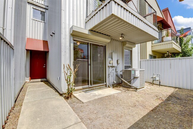 Photo - 1211 Arthur St