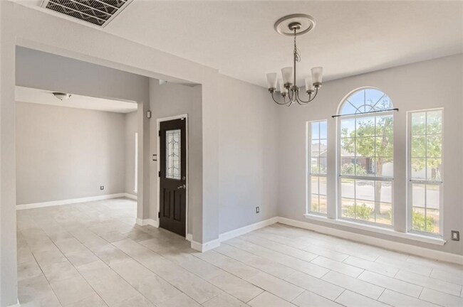 Photo - 1420 Quicksilver Cir