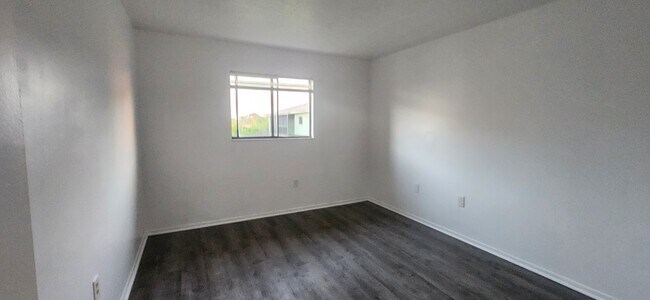 Photo - 1552 University Ln Unit 206