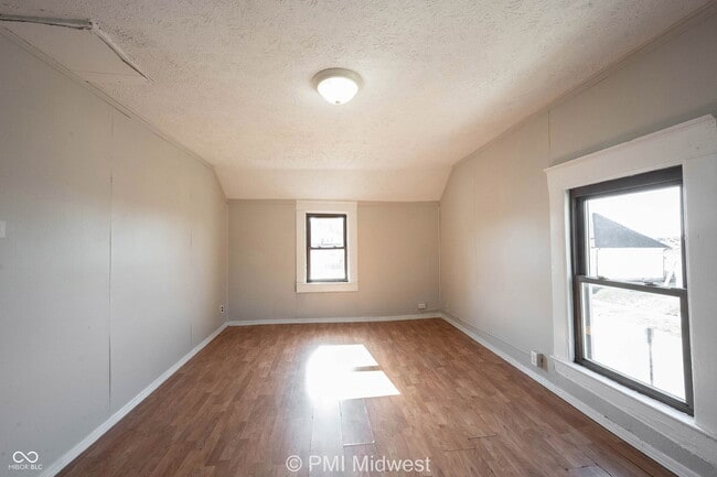 Photo - 918 S Bell St Unit 2