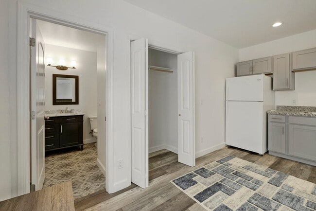 Photo - 550 Hathway Ave Apartamento Unidad 550 - A Hathway Ave