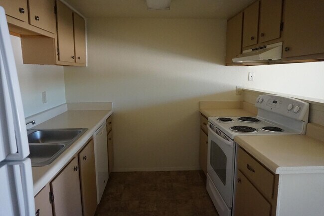 Photo - 3511 E Baseline Rd Unidad 1228