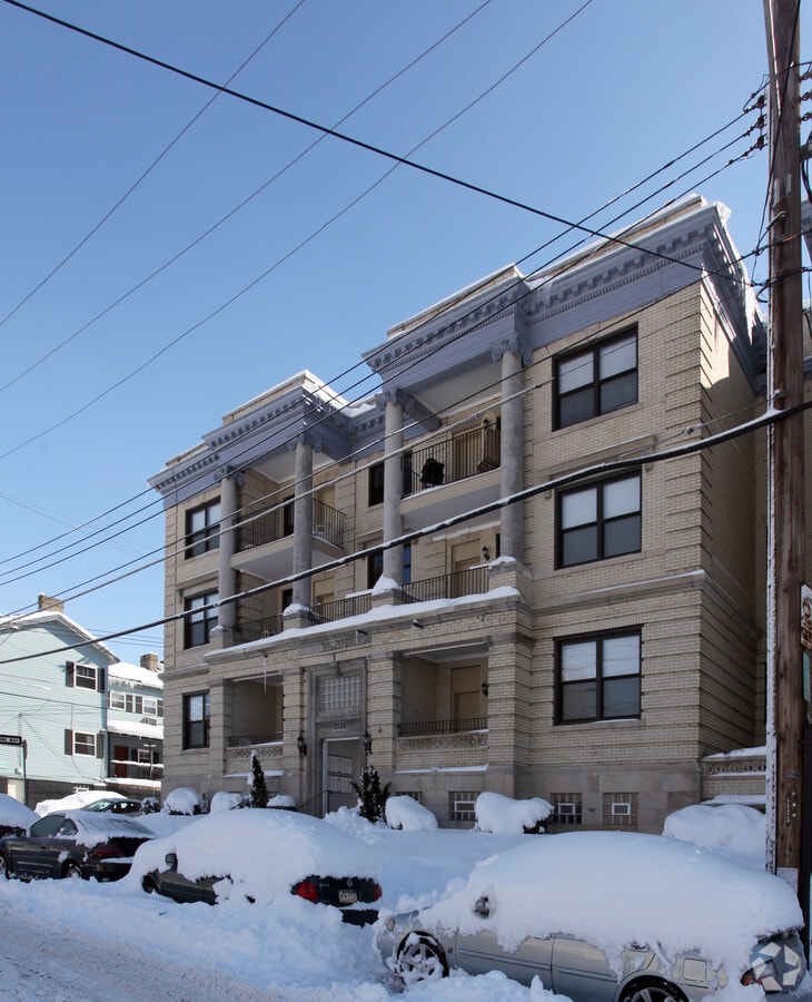 Photo - 3510 Louisa St