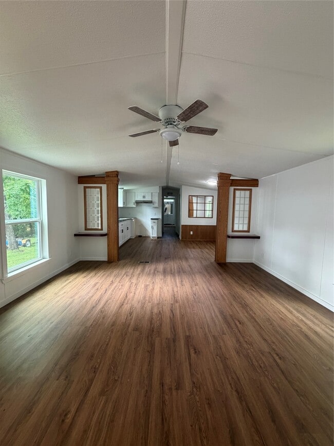 Photo - 104 Kyle Rd