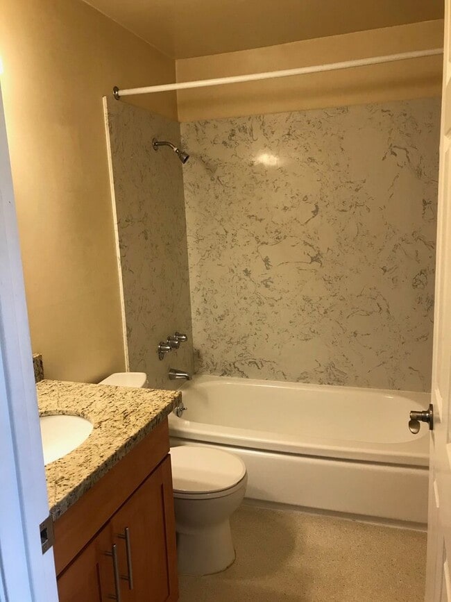 Photo - Fountainside