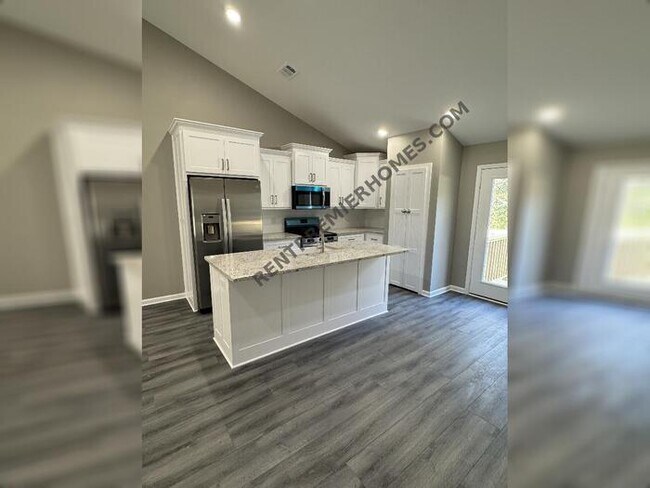 Photo - 16 Edward Dr