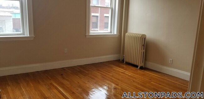 Photo - 1197 Commonwealth Ave Unidad 9