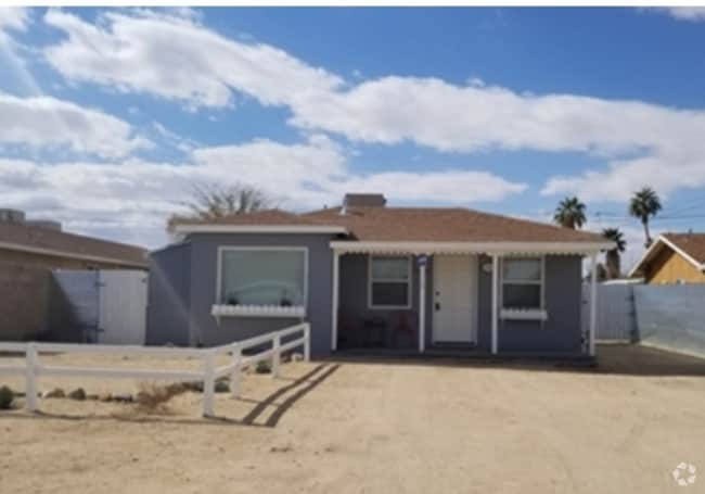 Building Photo - 6430 Athol Ave Rental