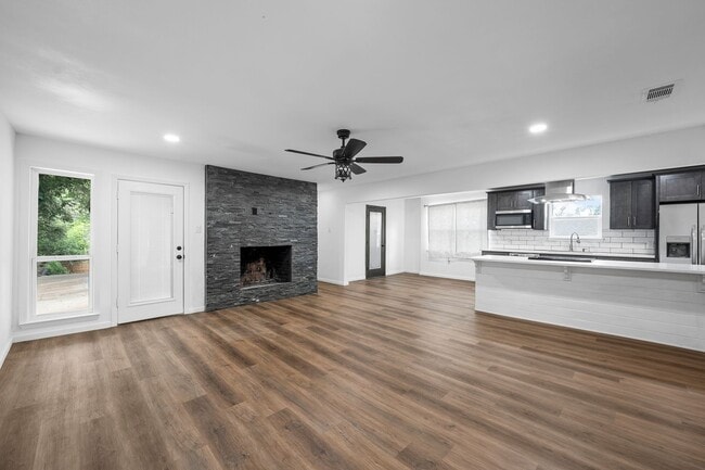Photo - Fully Renovated Woodway Home
