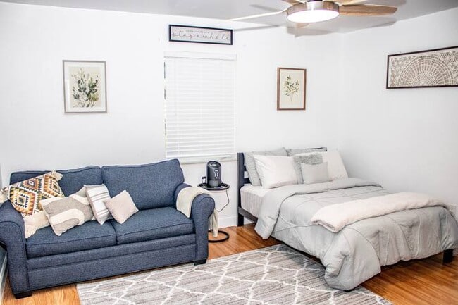 Photo - 620 NE 140th St