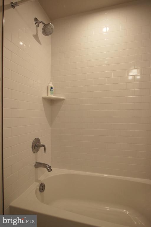 Photo - 2107 Acadia Rd