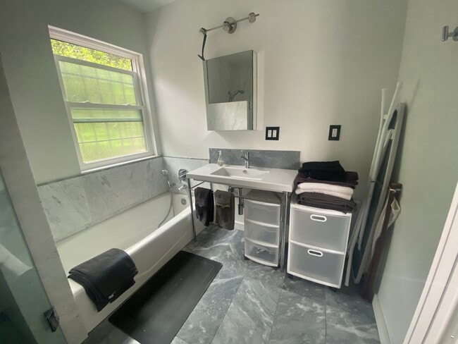 vanity - 3047 Edgehill Dr