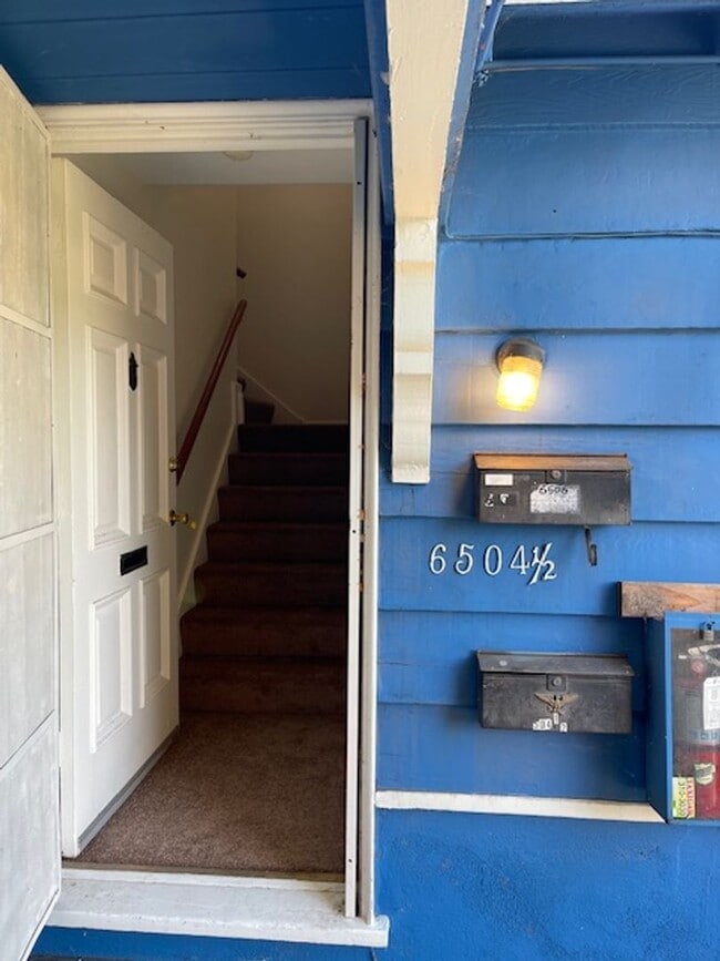 Photo - CWVA-6504 Unit 6504.5