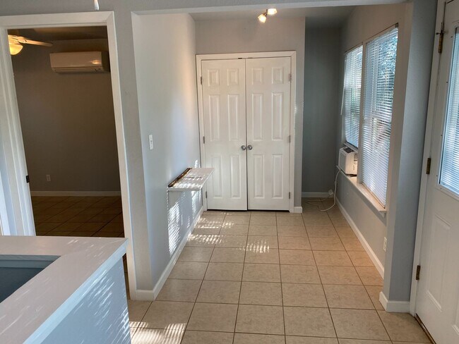 Photo - 2830 San Gabriel St Unit B