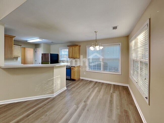 Photo - 6483 Grand Hickory Dr