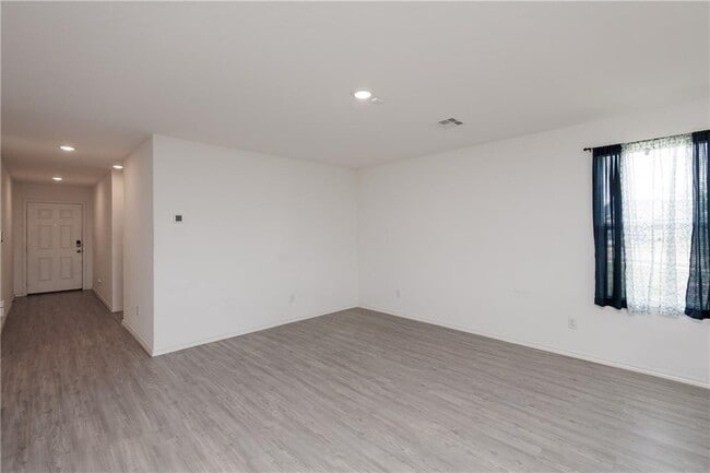 Photo - 13245 Wrangler St