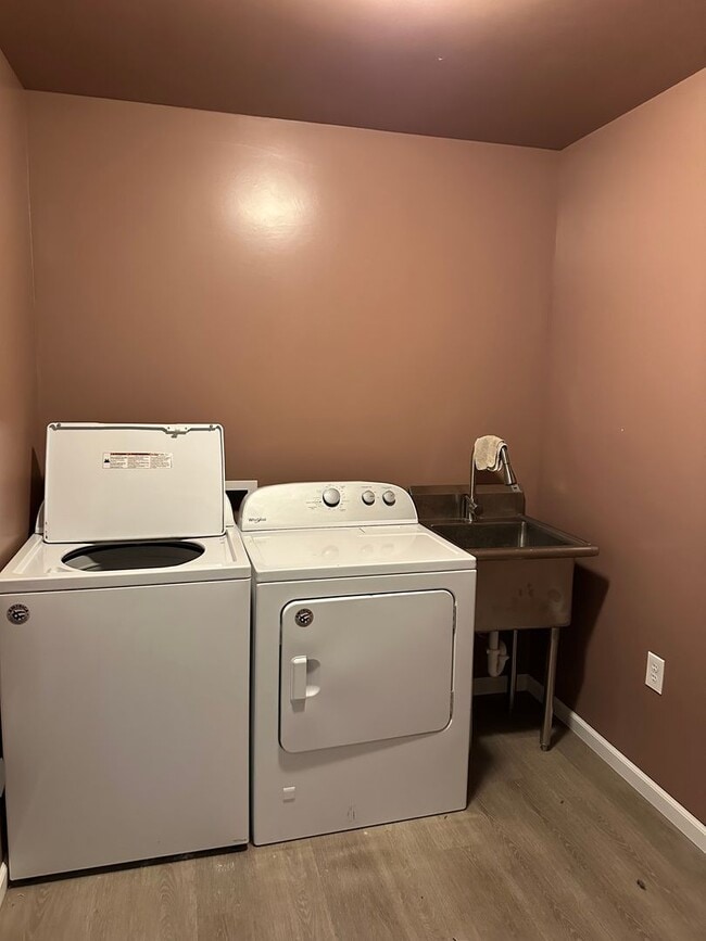 Photo - 1568 N Williwaw Way Unidad #1