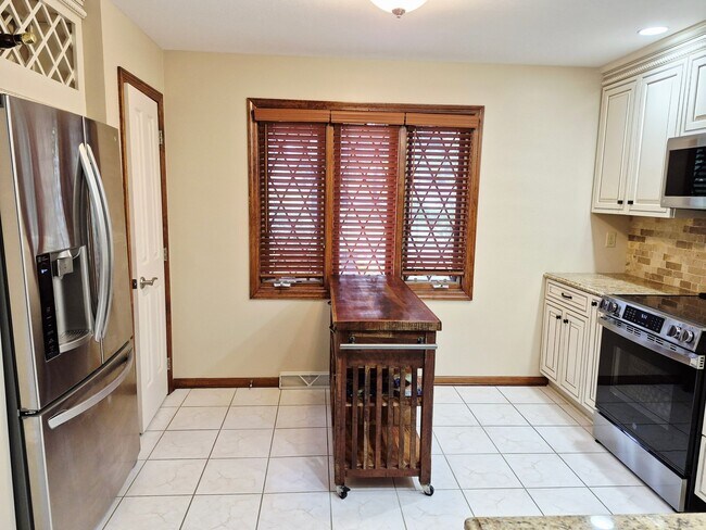 Photo - 1589 Stone Mansion Dr