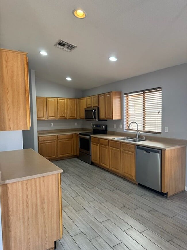 Photo - Chandler 4 bed 2 bath