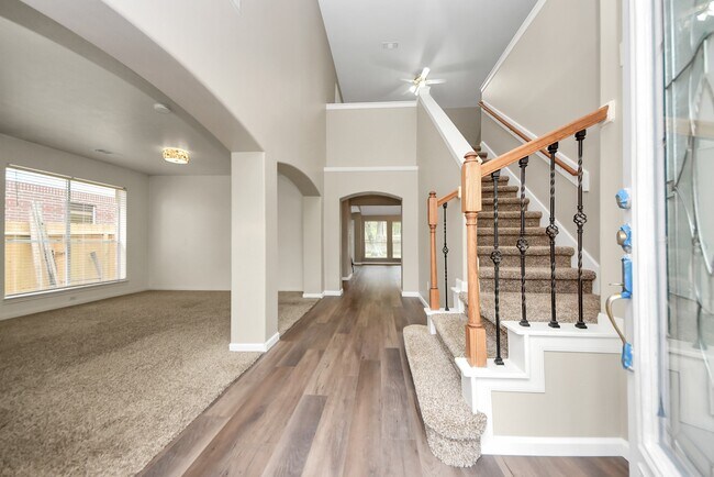 Photo - 1802 Whispering Forest Dr