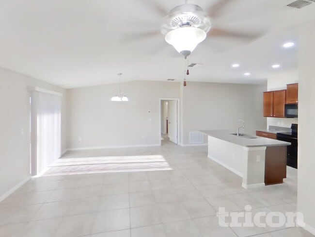 Photo - 14107 Covert Green Pl