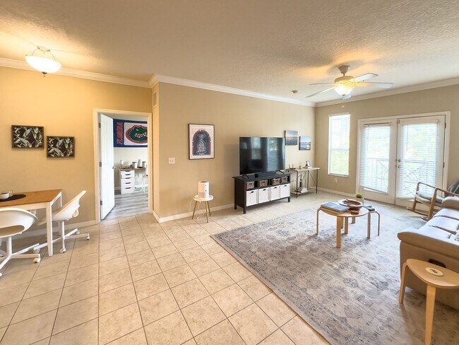1185 SW 9th Rd