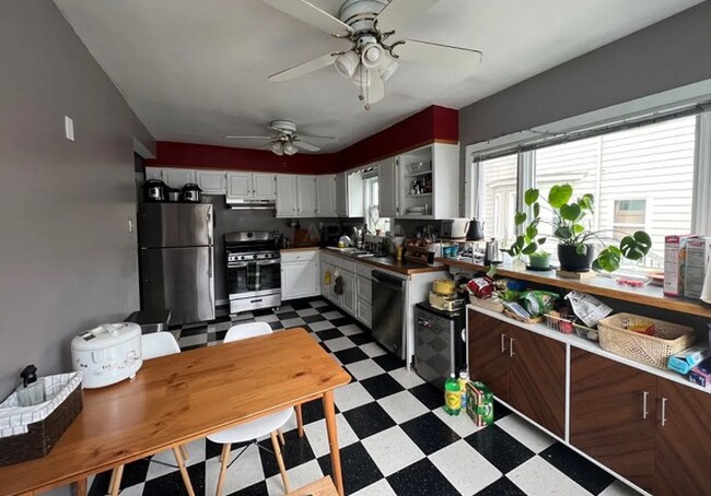 Photo - 45 Franklin St Unit 1