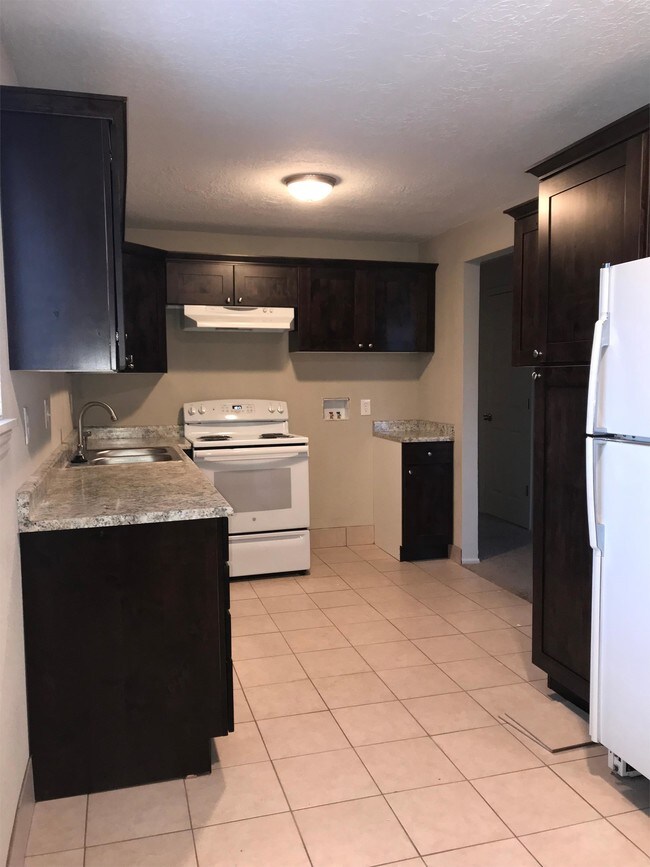 Photo - 2553 S Lake Park Cir Unit 2