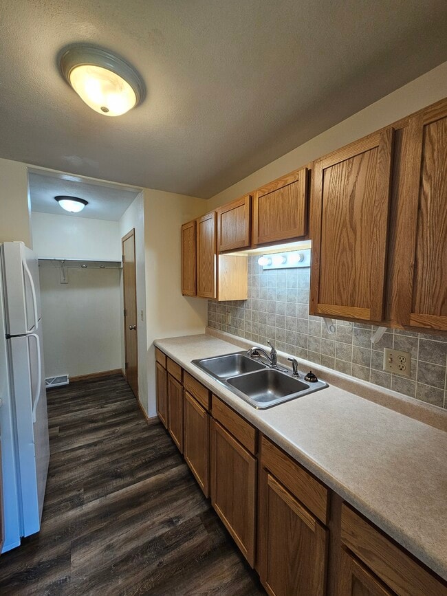 Chambers Apartments