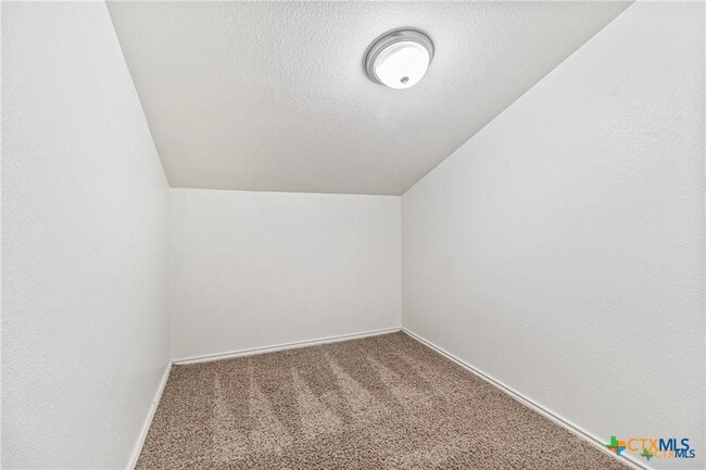 Photo - 1112 Katelyn Cir