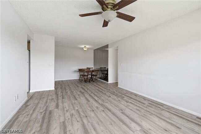 Building Photo - 6136 Whiskey Creek Dr