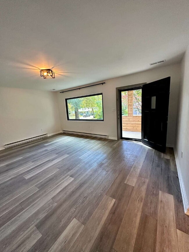 Photo - "Charming 2-Bed Gem with Granite Elegance ...