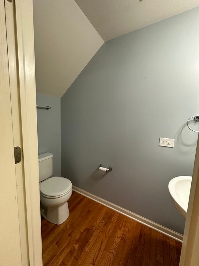 Photo - 2462 Emily Ln