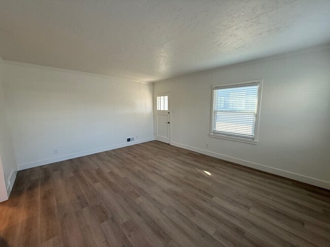 Photo - 3309 S 1620 E