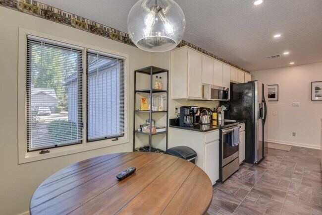 Photo - 3247 Summerchase Cir