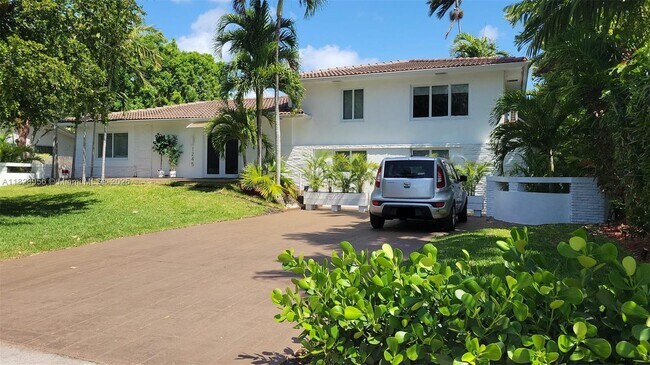Photo - 1245 NE 90th St Apartamento Unidad 0