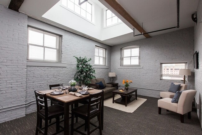 Photo - The Keppel Building