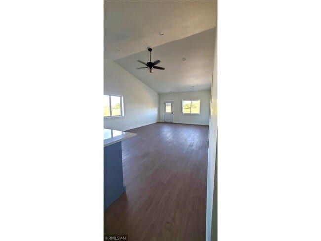 Photo - 1229-1231 Wisteria Ln