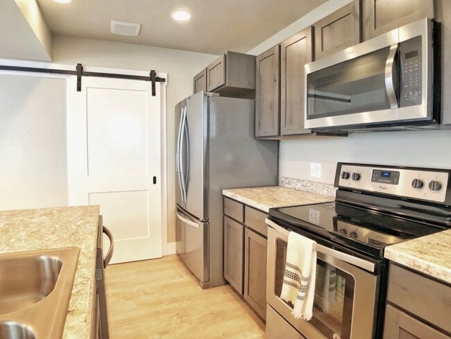 Photo - 4712 Giada Dr