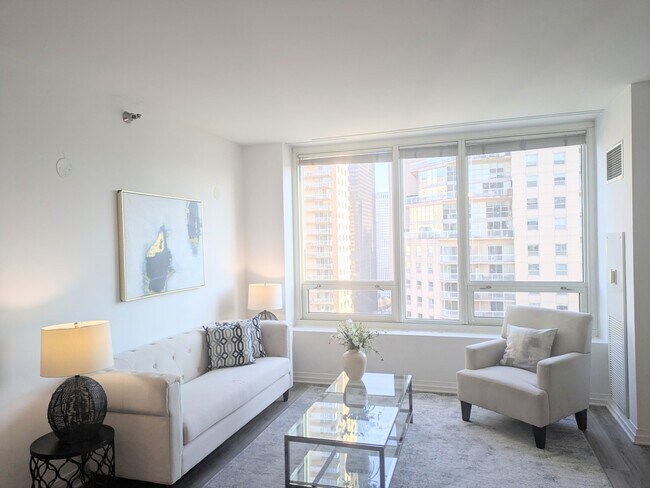 Photo - 33 W Ontario St Unit 26C