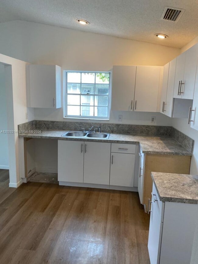 Photo - 9761 W Heather Ln