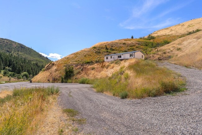Building Photo - 9192 Forest Service 7410 Rd