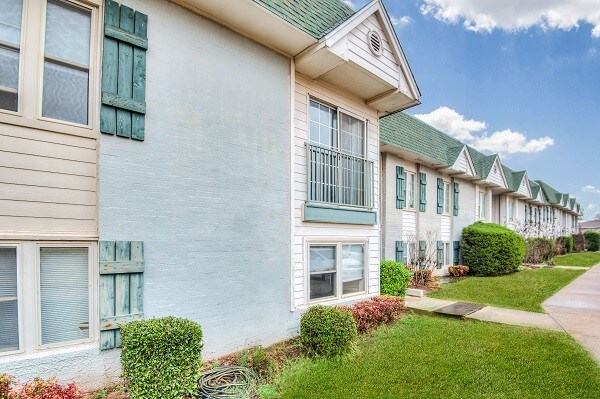 Garland Square Apartments